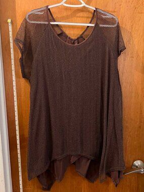 🐻Size 18/20 - Lane Bryant - Brown Short Sleeve Mesh Pullover